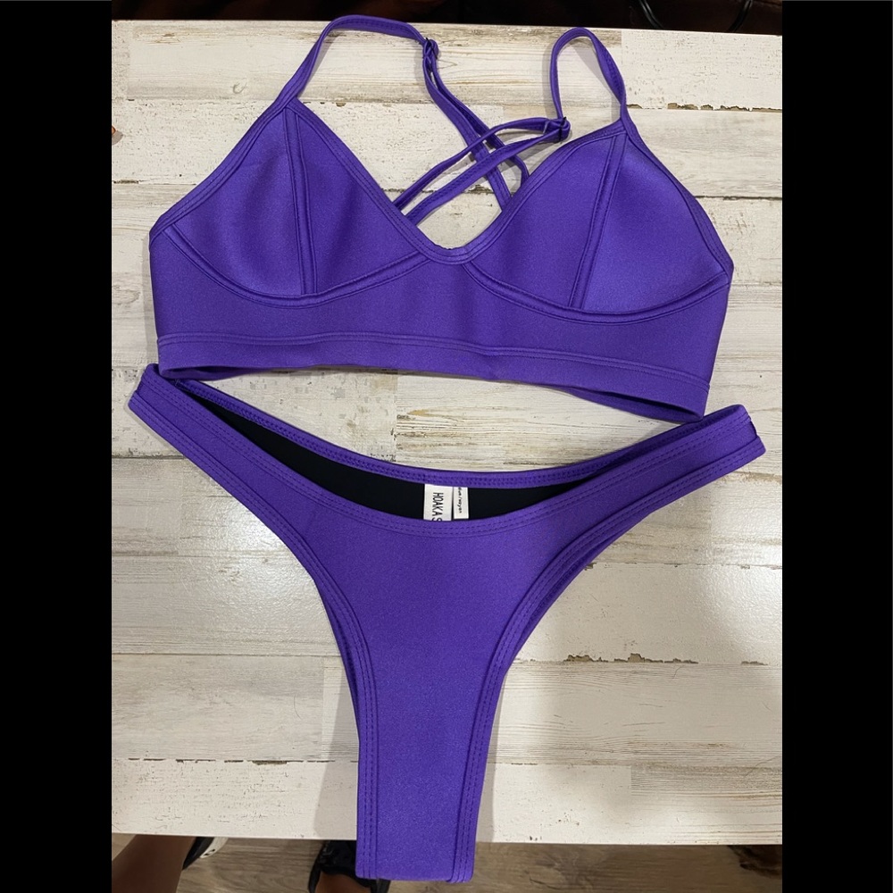 HOAKA suit set